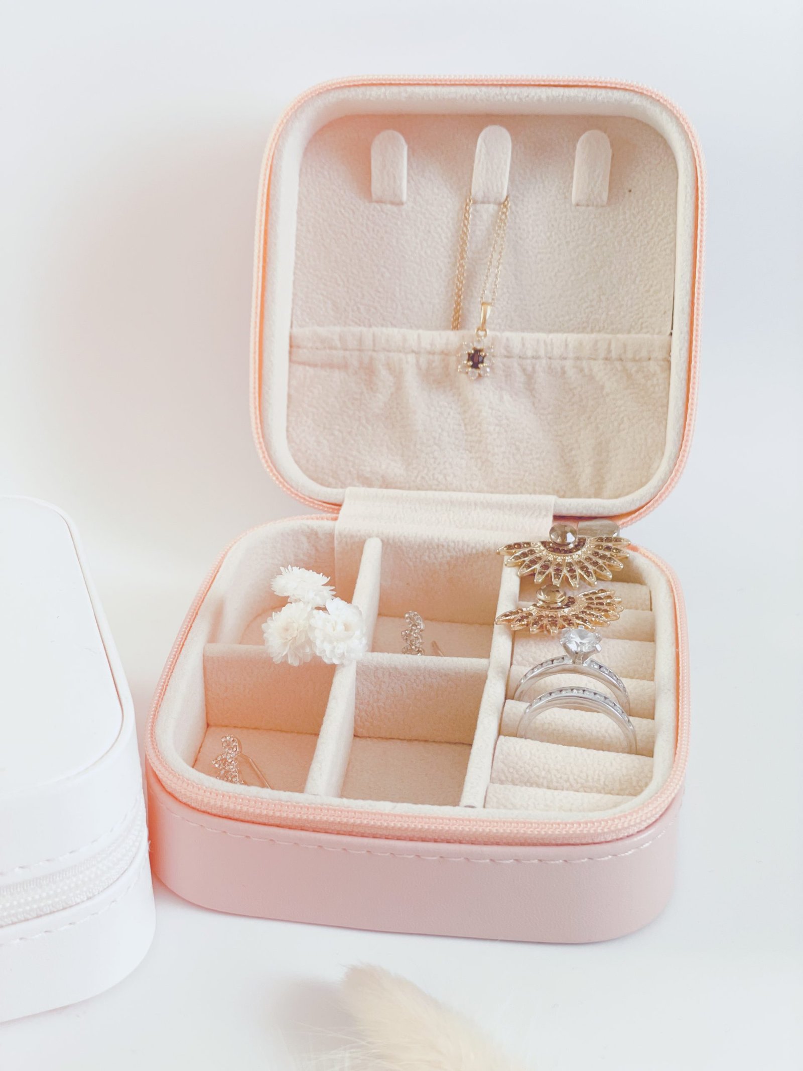 Pu Leather jewelery box with personalized Text Jewelety Box