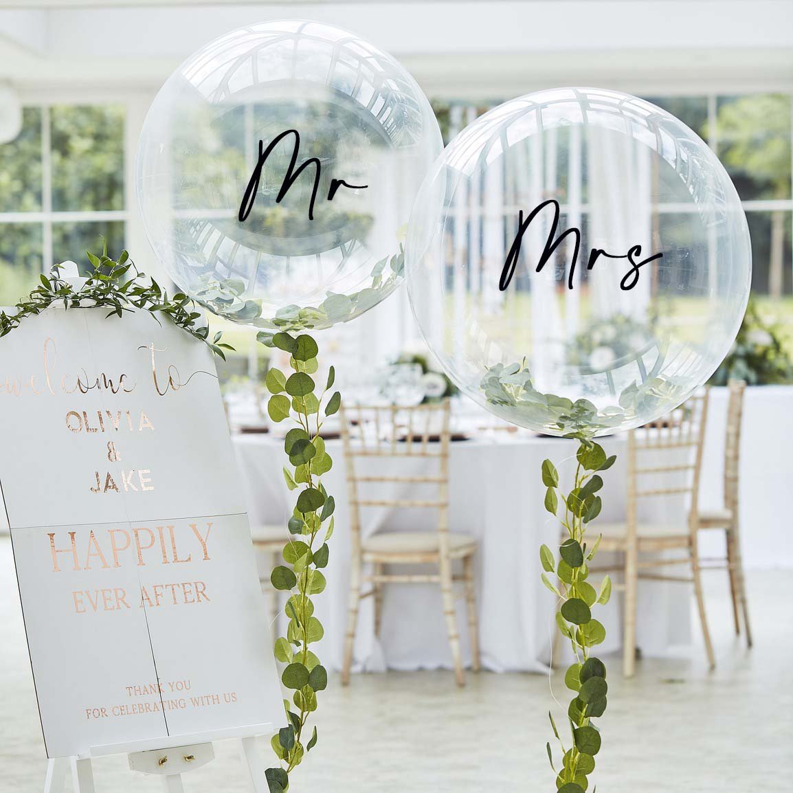 Mr & Mrs Leaves balloon