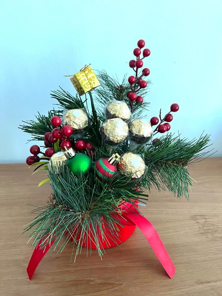 christmas chocolat bouquet arrangement christams bouquet arrangement
