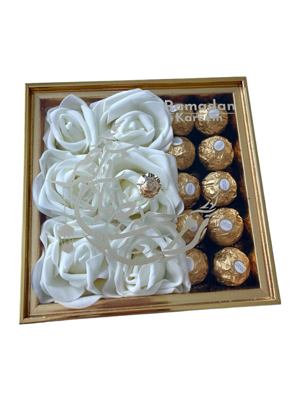 Ramadan chocolates and roses gift