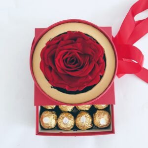Preserved rose with chocolates