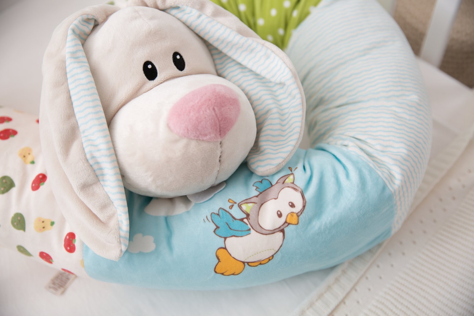 Peronalised Baby Bunny Bumper 49045_43_Milieu_2048x1365